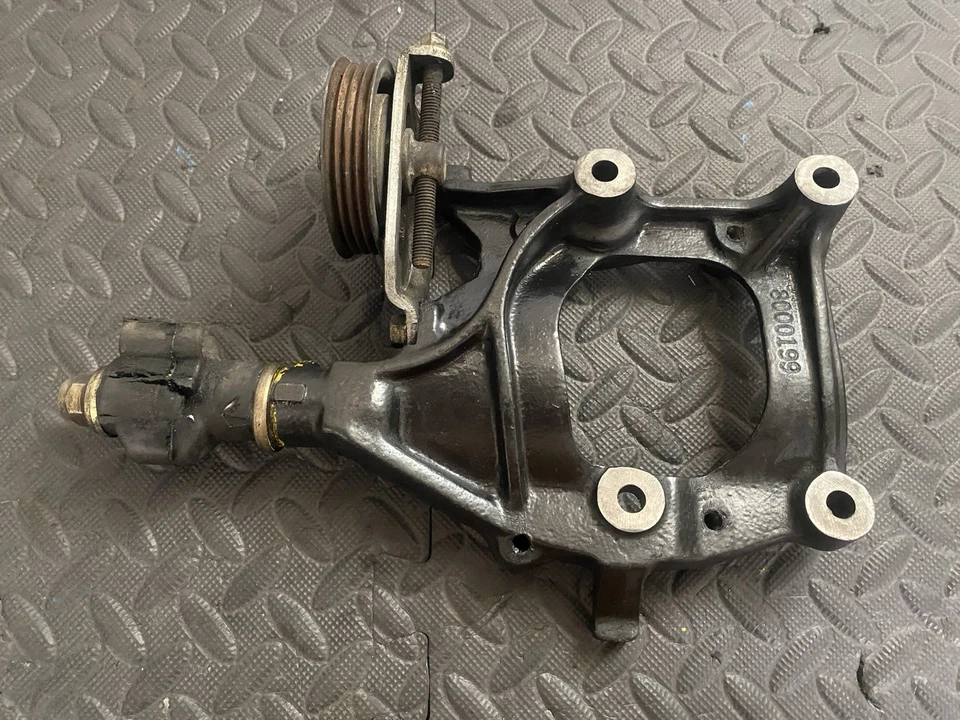 OEM 1992-00 Honda Civic 1997-01 Honda CRV AC Compressor Bracket B16 B18  B20 - Image 3 of 4