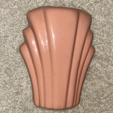 Mauve Clamshell Pottery Planter