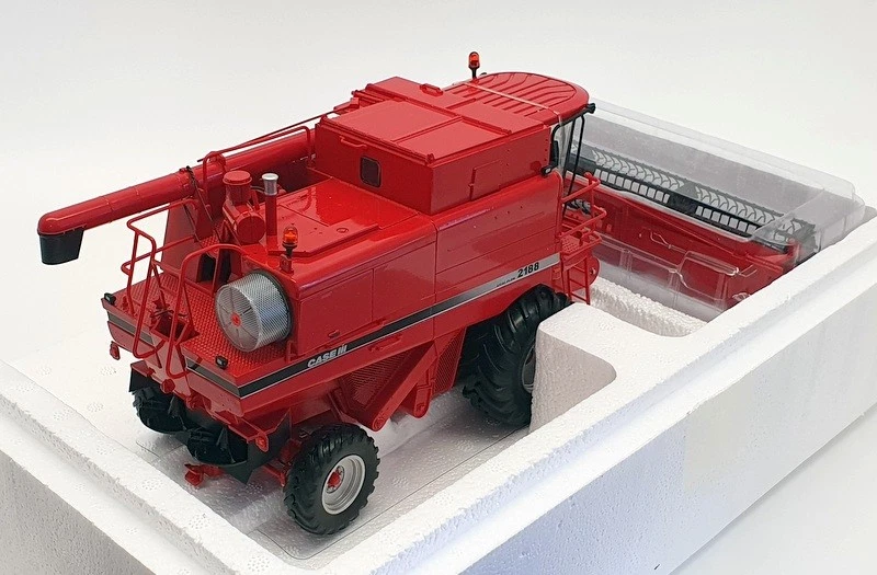 Universal Hobbies 1/32 Scale UH5269 - Case IH 2188 Axial Flow - Red - Image 2 of 4