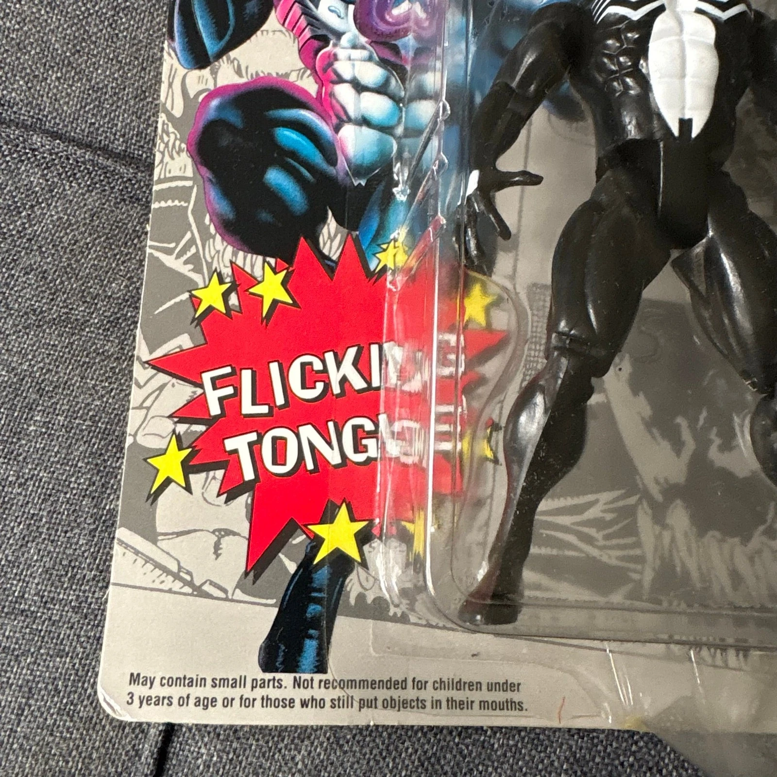 Venom Flicking Tongue Marvel Cosmic Defenders Action Figure - Vintage 92 SEALED - product detail image 4