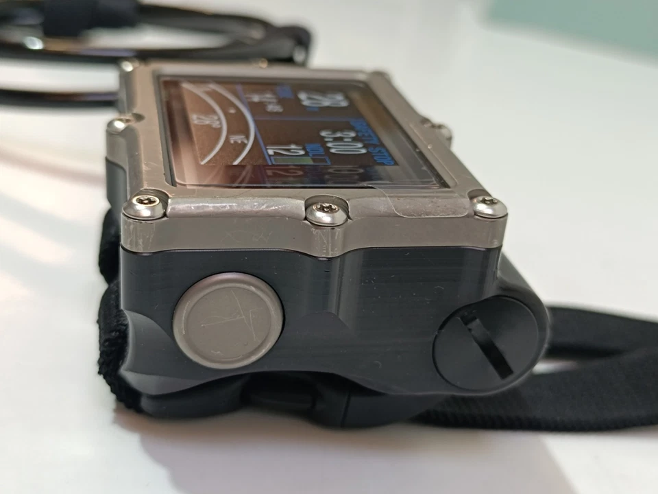 Shearwater Petrel 3 Tauchcomputer – CCR, Trimix, OLED Display - Ohne Box_0.54_5 - Bild 4 von 4