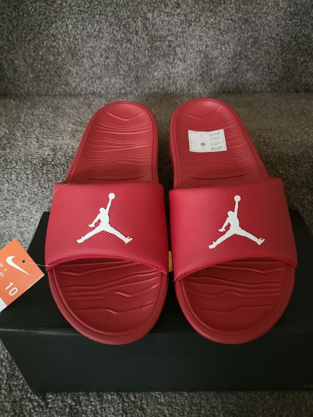 vapormax red obsidian