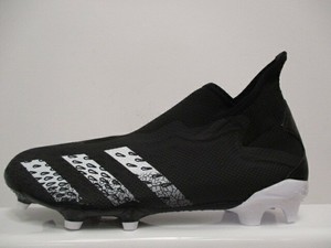 predator adidas negros