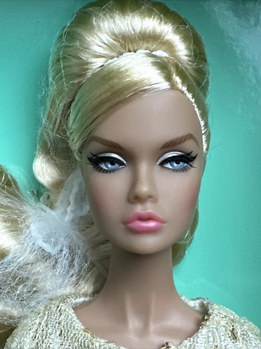 INTEGRITY FASHION ROYALTY GOLDEN GLOW POPPY PARKER IN PALM SPRINGS 12” DOLL  NRFB