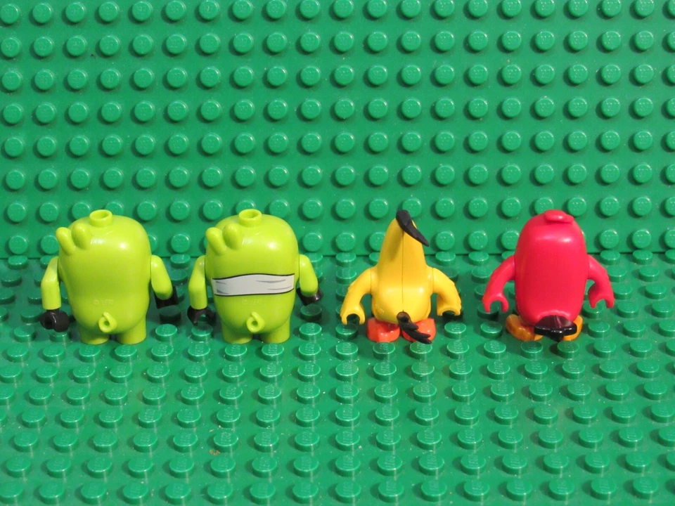 Lot of 4 LEGO Angry Birds Minifigures Piggy Pilot Pig Red Chuck 75822 75821 M90 - Image 2 of 2