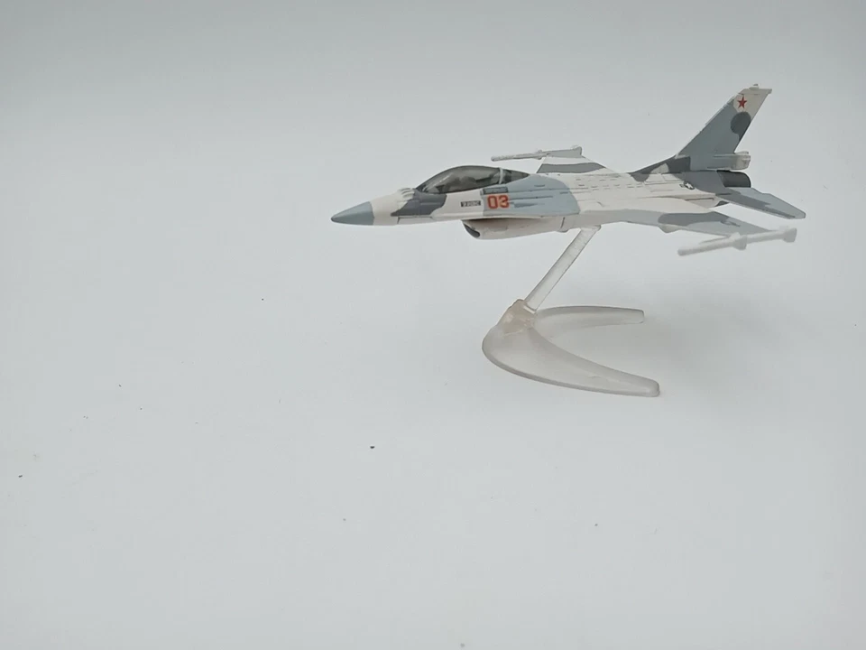 Corgi Diecast Model  F-16 Fighting Falcon #ufb4 - Image 2 of 4