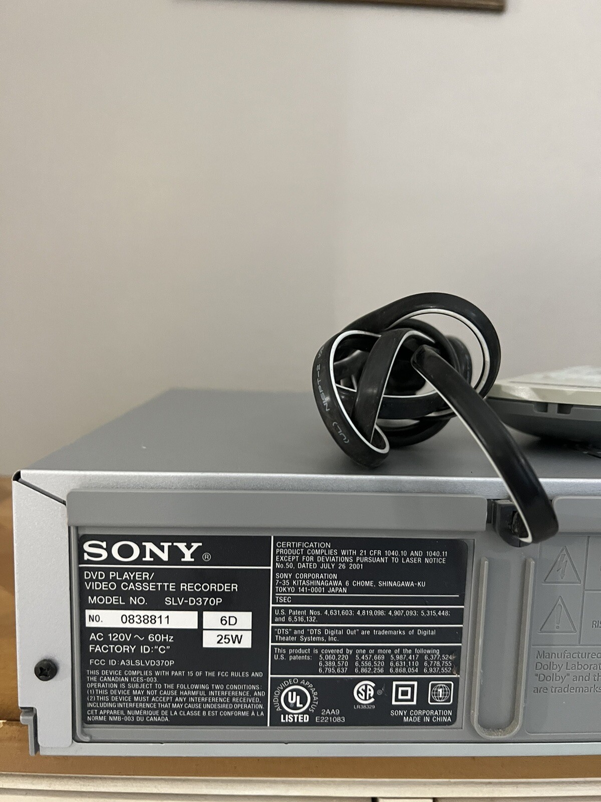 SONY Combo DVD VCR VHS Video Cassette Player Recorder w Remote SLV-D370P. Read