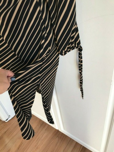 Women's Express Dress size 3/4 Black/Brown Vertical Stripes V-Neck Stretch - Picture 3 of 7