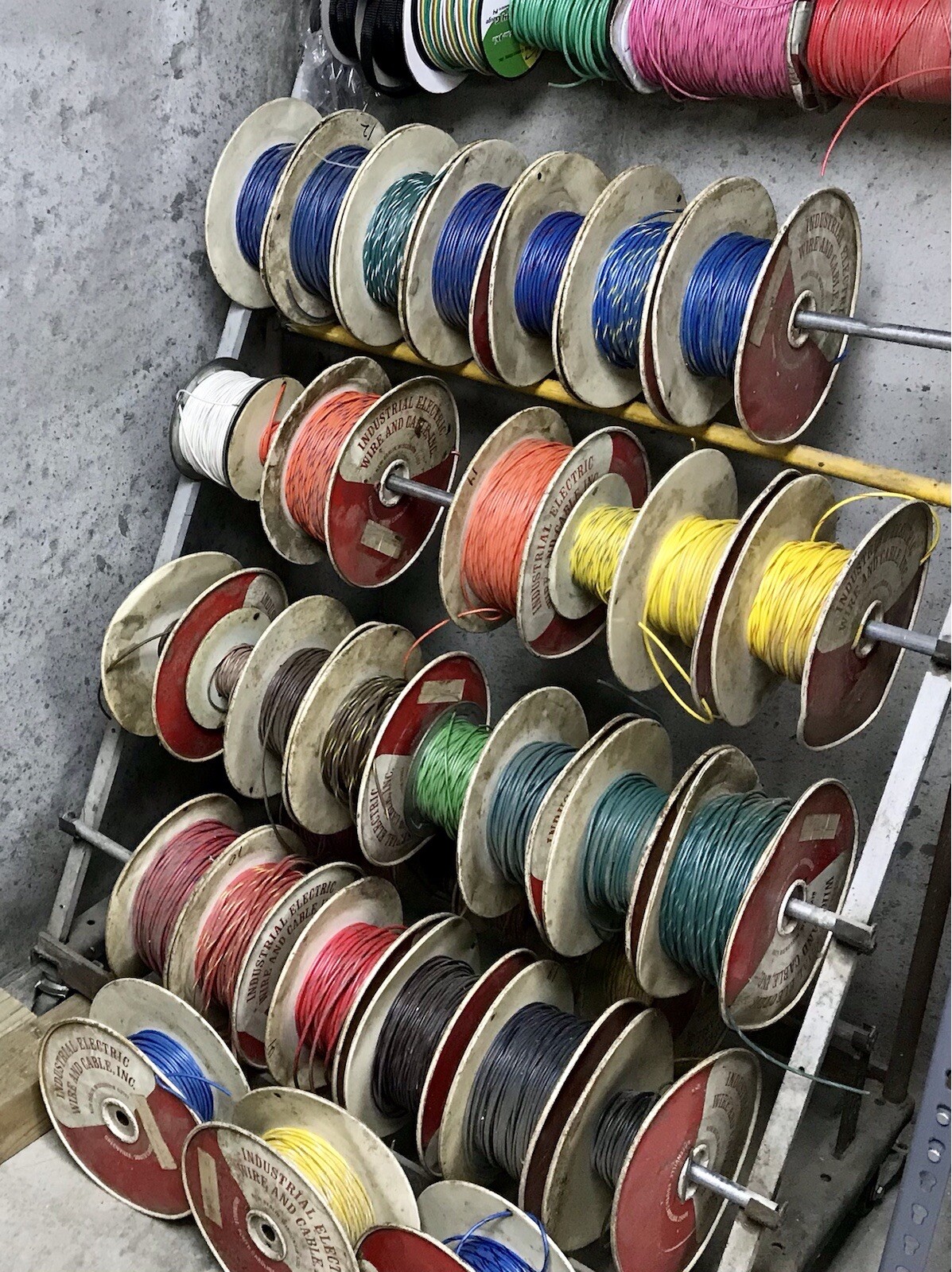 14 AWG AUTOMOTIVE COPPER WIRE 14 gauge *6 Colors*- 25 FT *NOS* Made in ...