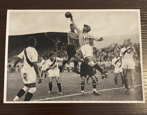 1936 Peru Team Berlin Olympics Removed Sticker Controversial Peru vs Austria - Picture 2 of 7
