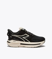 Women's Diadora Cellula, Black/Whisper White, 7.5 B Medium US