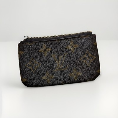 Louis Vuitton Monogram Brown Zip-Around Key Holder Coin Wallet Logo