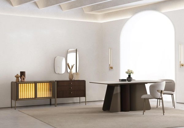 Moderner Esstisch Mit 4 StüHlen Und Konsolentisch Mit Spiegel Elegant Design-image