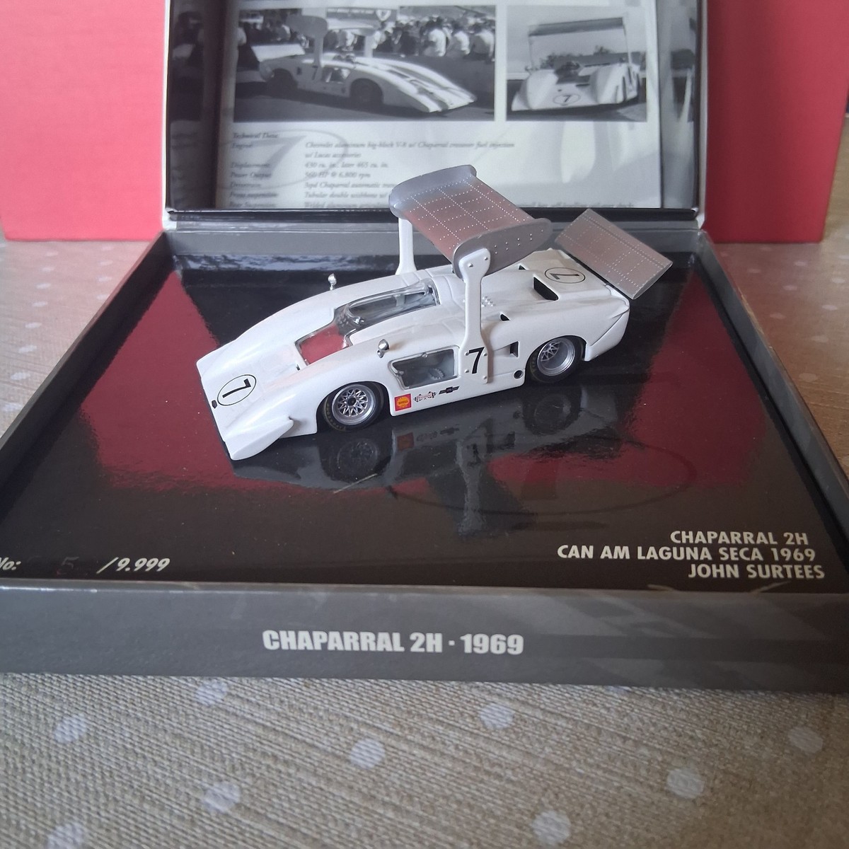 Minichamps 1:43 436 691497 Chaparral 2H CAN AM LAGUNA SECA 1969