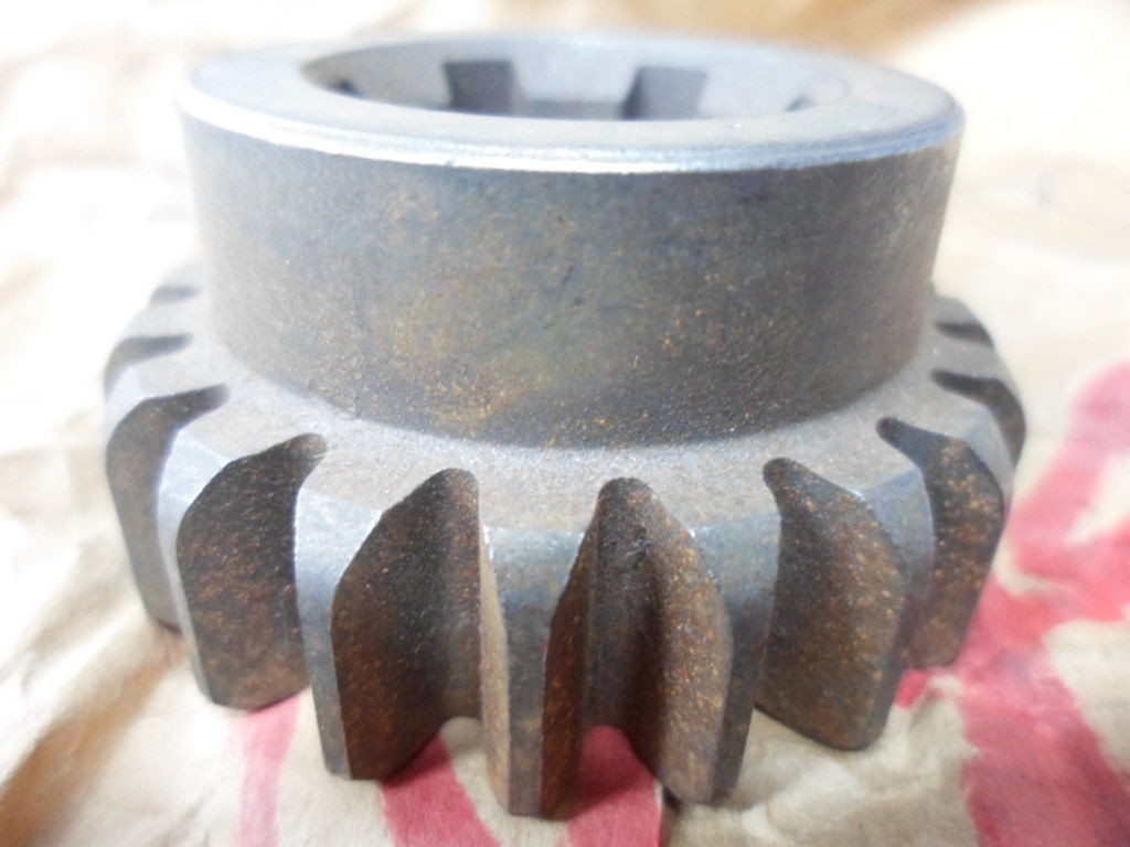 NOS Yamaha Transmission 2nd Pinion 20T Gear 1973 - 1974 TX500 371