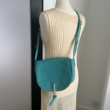 VERA BRADLEY LEATHER CROSSBODY PURCE