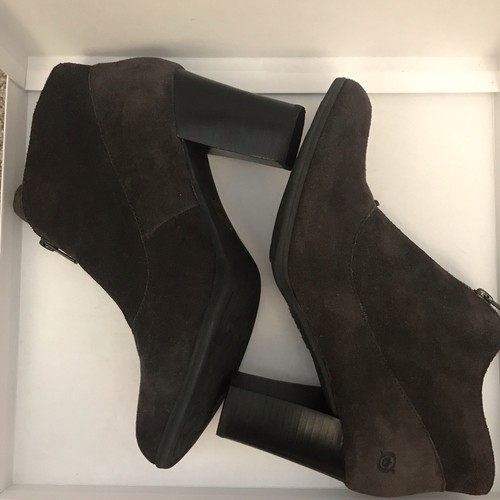 Born Size 9.5 41 Dark Brown Suede Ankle Boots Block Heel Zipper Front D39522 - Picture 3 of 10