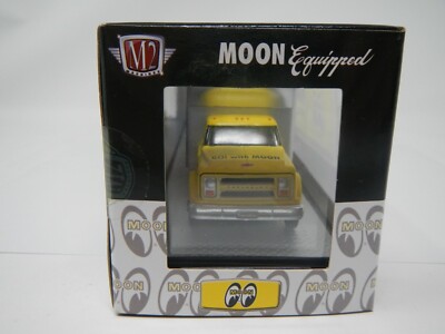 M2 Machines Moon Eyes 1968 Chevrolet C60 Truck & 1976 Chevrolet
