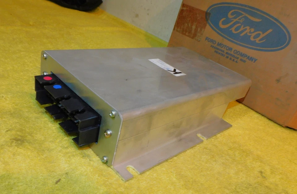 1978 1979 Lincoln Versailles NOS 302 EEC ENGINE ELECTRONIC CONTROL PROCESSOR - Image 3 of 4