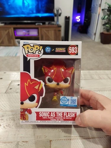 Funko Pop! DC Comics x Sonic the Hedgehog - Sonic as the Flash Target Exclusive