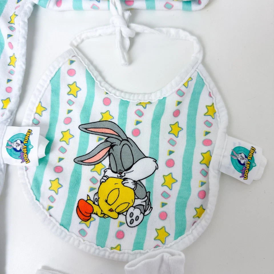 De colección Bebé Looney Tunes Piolín Bichos Conejito Manta Babero Sombrero Botas - NB Recién Nacido Foto 4 de 4