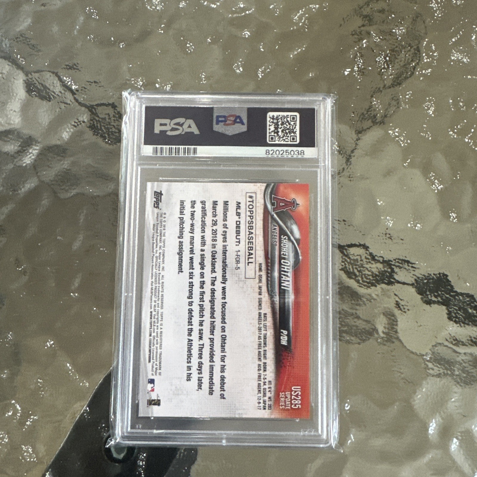 2018 Topps Update Series - Rookie Debut Shohei Ohtani #US285 (RC) PSA 10 view 2