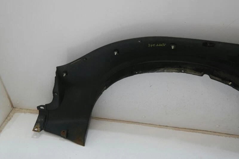 99-01 Isuzu Vehicross Right Rear Quarter Panel Molding Cladding - Image 4 of 4