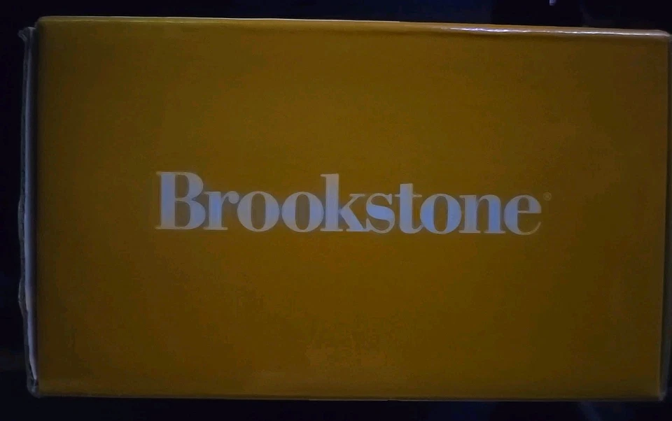 Brookstone Dual Wattage Converter Kit Travel Voltage Adapter Plugs 1800 Watt B14 - Image 4 of 4