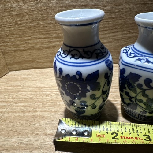 Vase with Flowers Blue and White Porcelain 6" Vintage China Miniature Vases - Picture 6 of 9