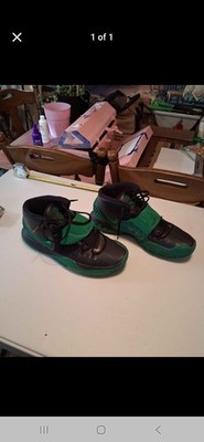 Kyrie Irving 6 Green Basketball Shoes Size 12