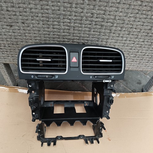 VW Golf VI 5K BJ12 Luftdüsen mitte Radioschacht 5K0858089E Warnblinkschalter