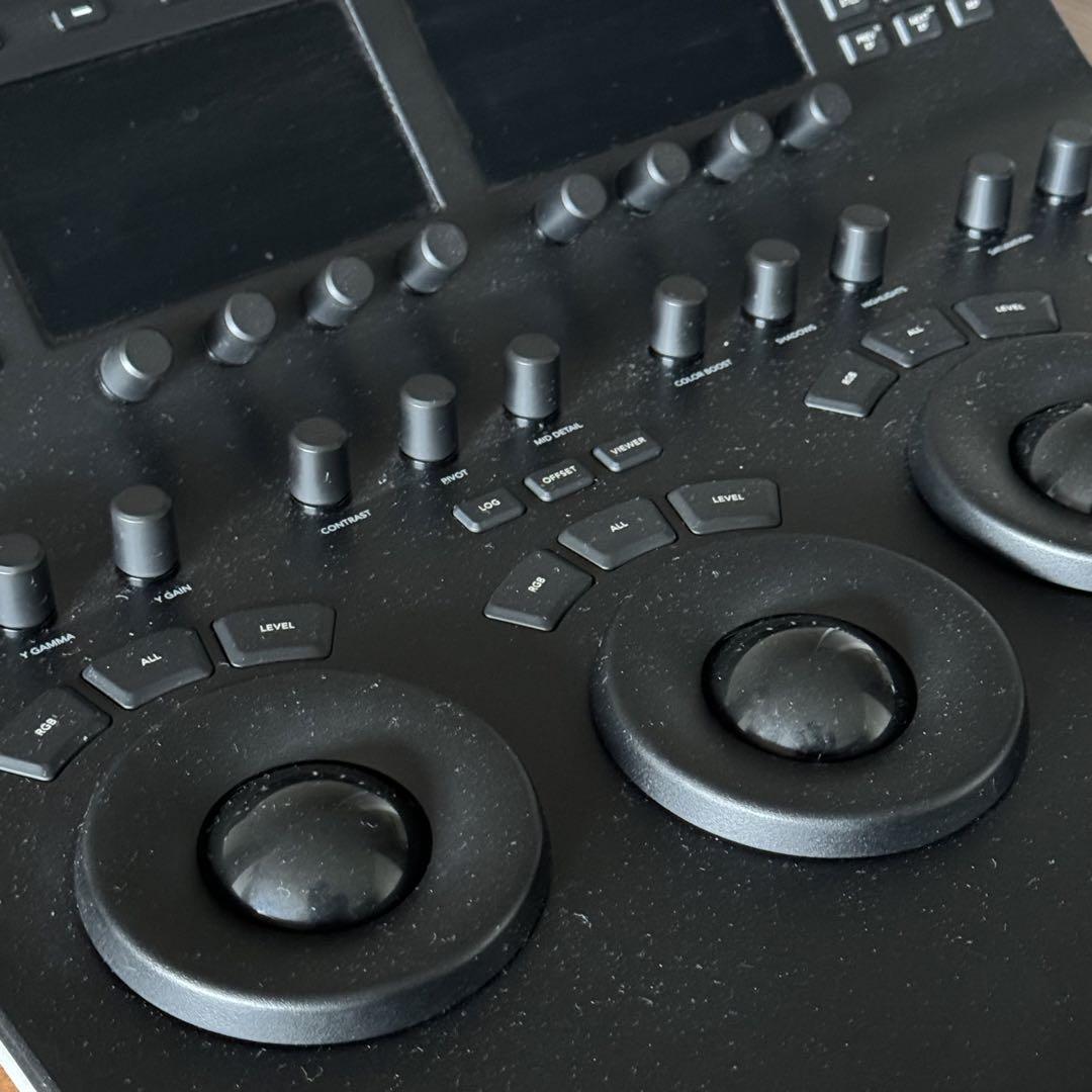 Blackmagic Design DaVinci Resolve Mini Panel Operation