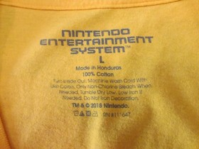 Super Mario Bros Action Series Nintendo Entertainment System NES Yellow Tshirt L