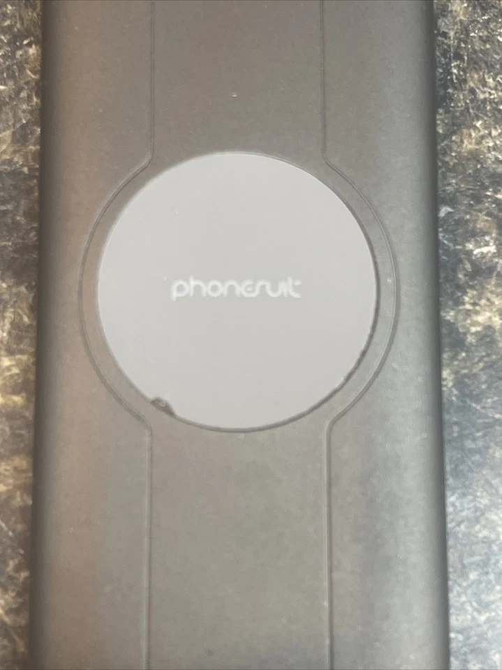 Cargador inalámbrico y paquete de baterías PhoneSuit Energy Core 10.000 mAh Foto 2 de 4