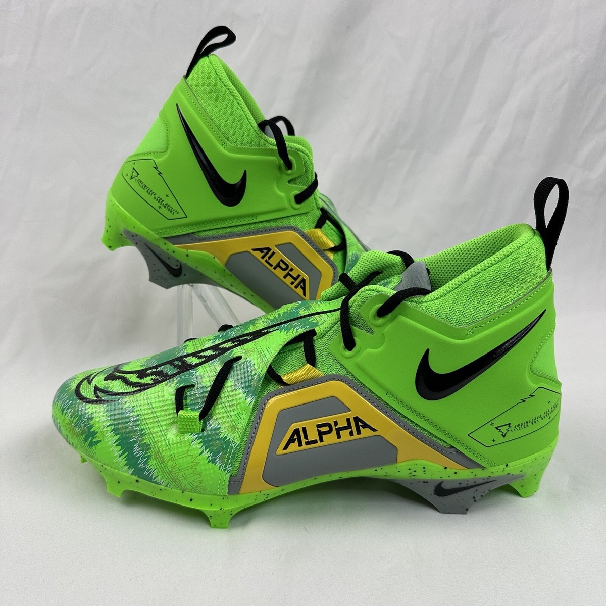 Nike Alpha Cleats size 13  NWOT Nike Alpha Menace 4 Varsity Football Cleats. Nike.com main image 2