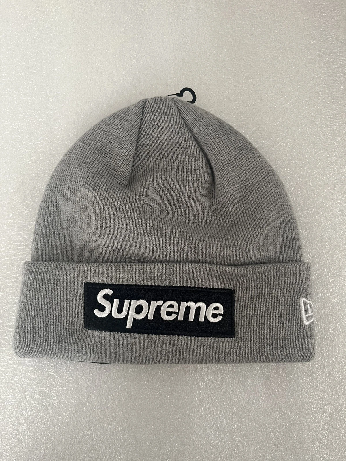 bonnet logo boîte suprême FW22BN10