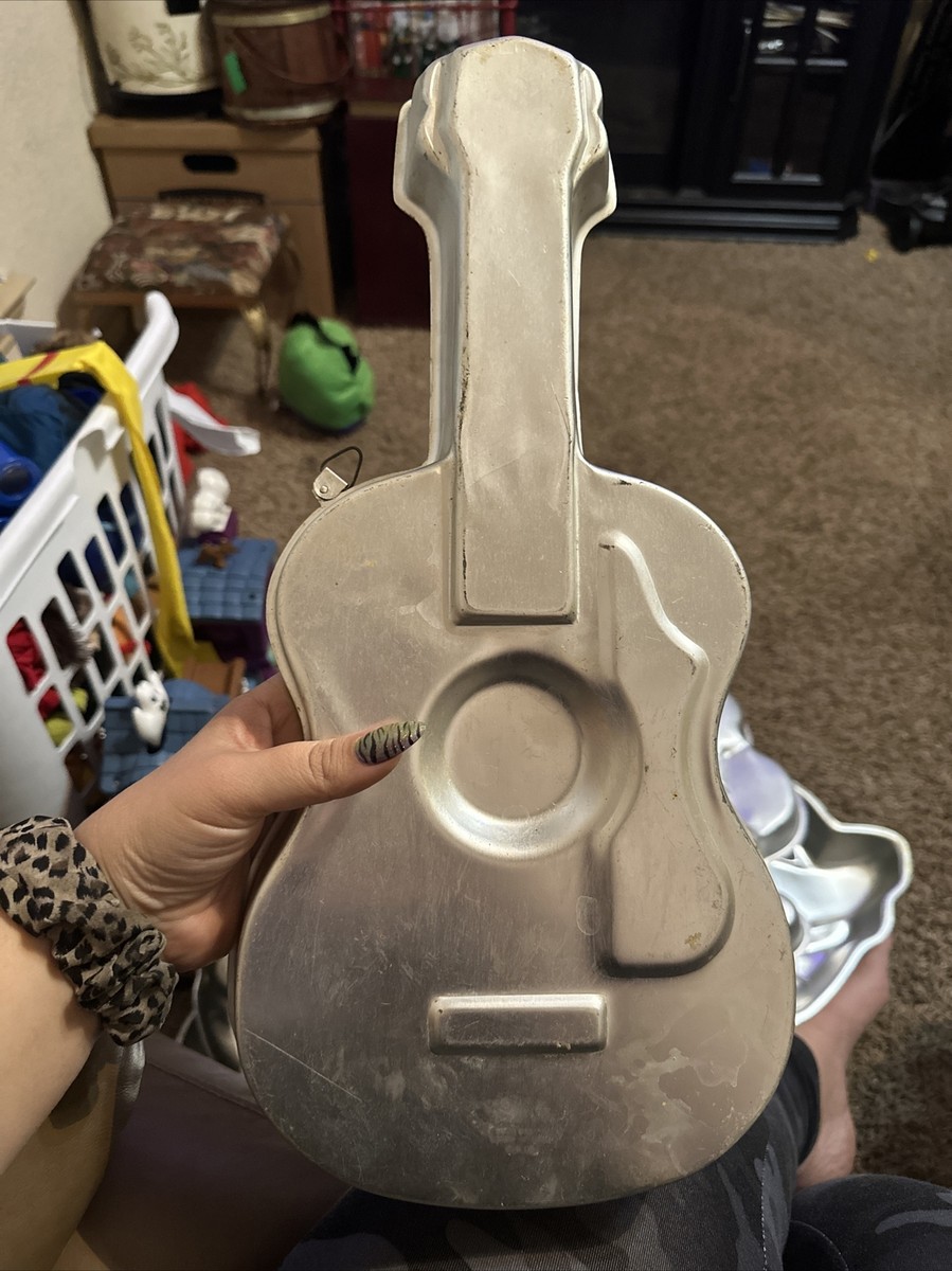 Vintage 1977 Wilton Guitar Cake Pan Baking Mold 502-933 Music Bakeware  (Retired