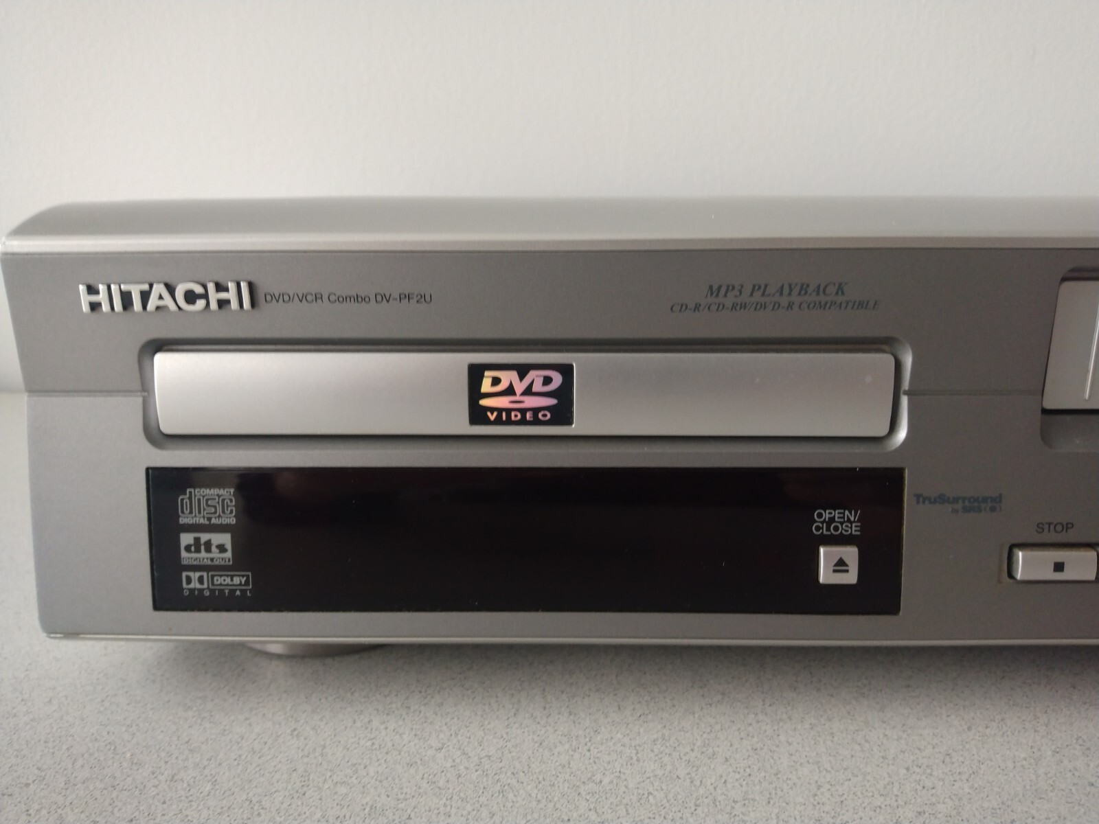 Hitachi DVPF2U 4 Head HiFi VHS VCR DVD Combo No Remote Tested eBay