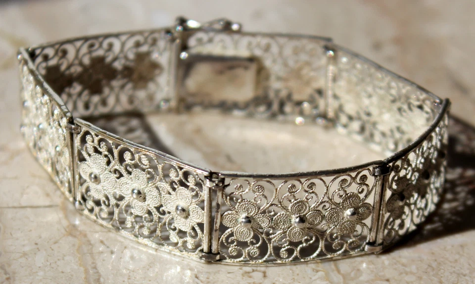 Antikes Armband Silber 835 Blumen schöne Verarbeitung Friesen Schmuck filigran - Bild 3 von 4