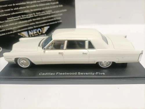 Neo 1/43 Cadillac Fleetwood 75 Limusina 1966 PandaVia-Model Collection - Imagen 20 de 43