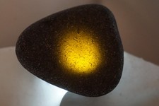 Black Sea Glass - 44g RAREST OLDEST Pirate 1700s Sydney Cove, Australia vvv12