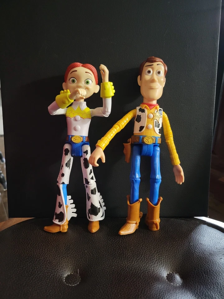 Lote Toy Story Disney Pixar, Sheriff Woody & Jessie, Slinky, 3Buzz & Bullseye. Foto 2 de 4