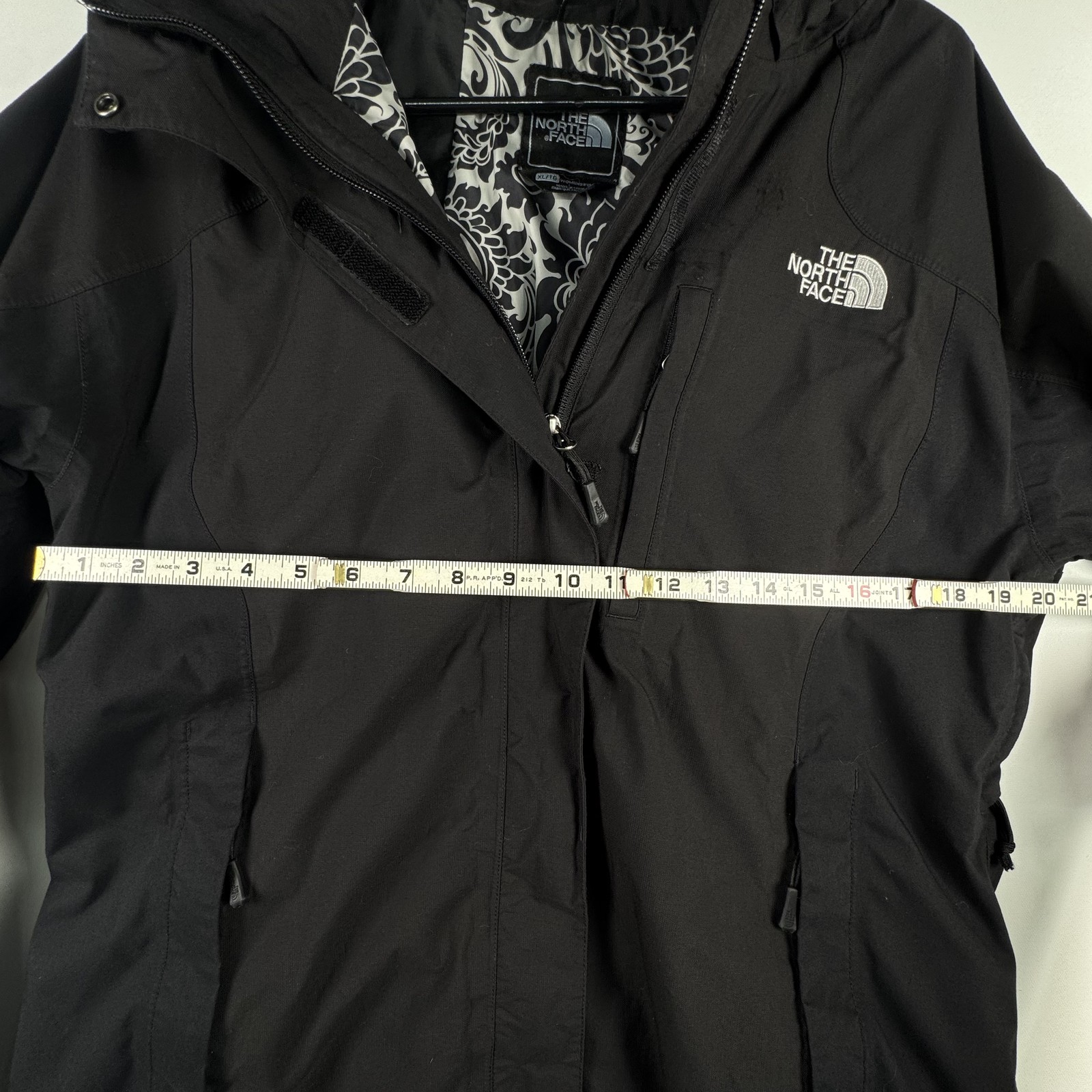 The North Face Women's HyVent Waterproof Hooded Rain Jacket Black Size XL thumbnail 17