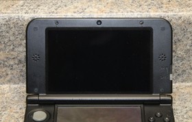 Nintendo 3DS XL w/ Charger