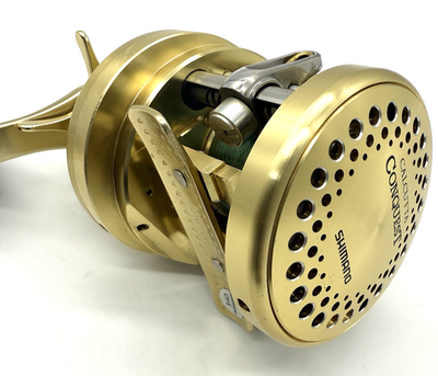 Shimano CALCUTTA CONQUEST 100 Right Bait Casting Reel with Box