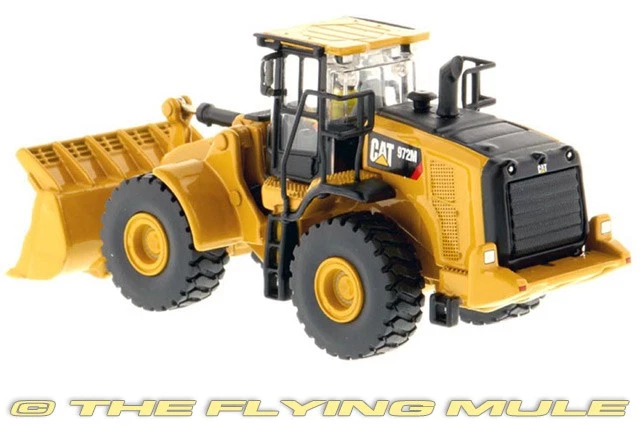 Diecast Masters 1:87 972M Wheel Loader - Image 2 of 4