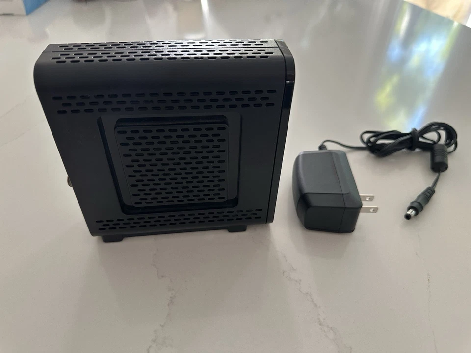 ARRIS SURFboard SB6190 DOCSIS 3.0 Cable Modem 32 x 8 Black - Image 4 of 4