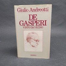 Libro De Gasperi visto da visto da vicino con autografo di Andreotti. Ingiallito