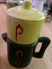 Vintage MCM Ceramic Mini Creamer and Sugar Bowl Salt & Pepper Shakers Retro 2"