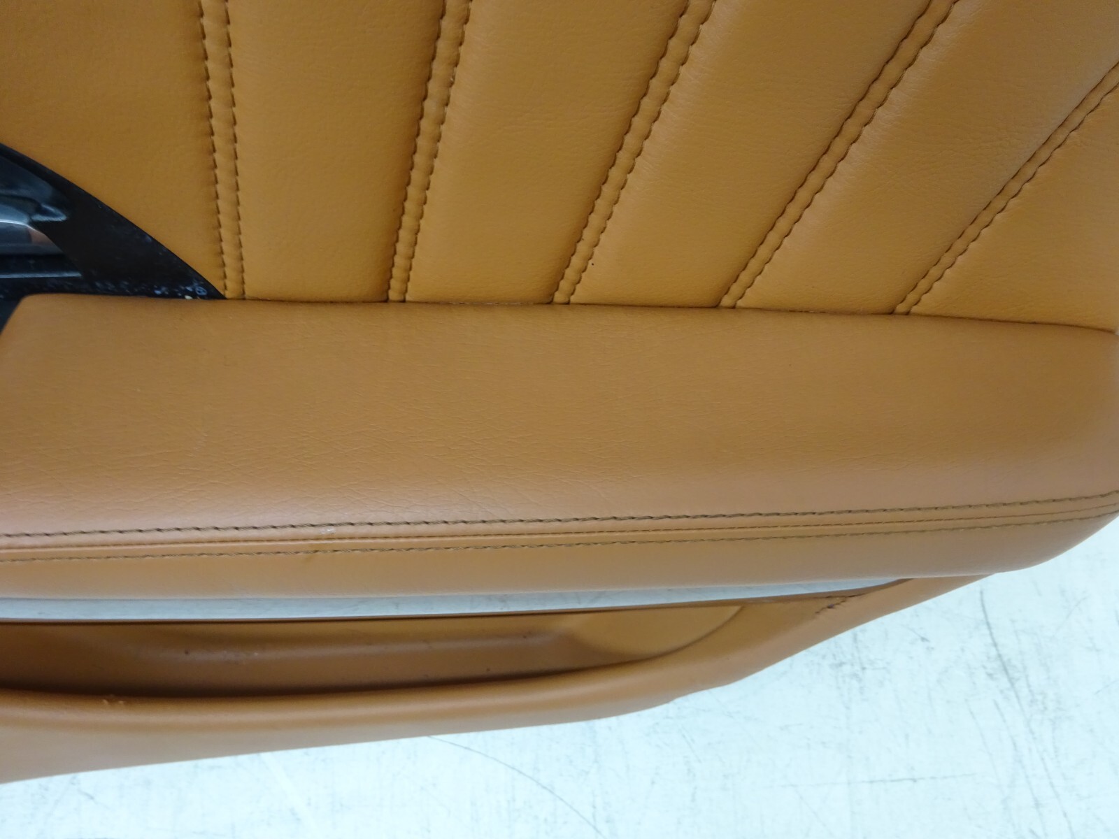 2003-2008 Maserati Quattroporte M139 Rear Right Door Panel Brown OEM DE2209134